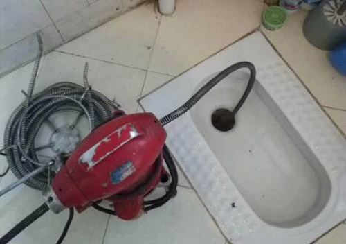 宝坻管道疏通,厕所马桶下水道疏通联系电话多少？